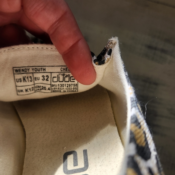 HeyDude's - Picture 4 of 4